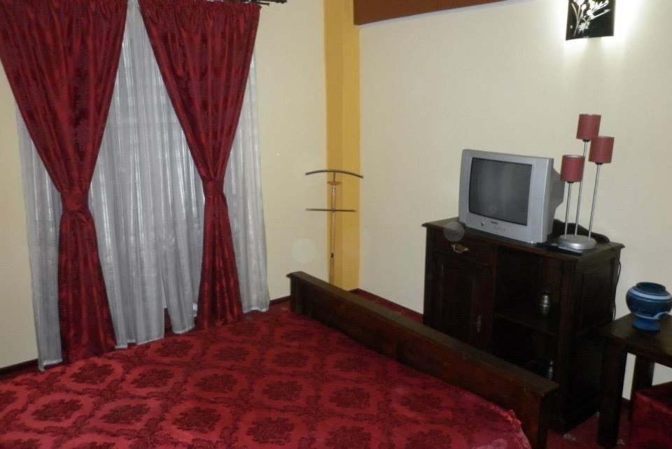 Hotel Ineul Rodna Exterior photo